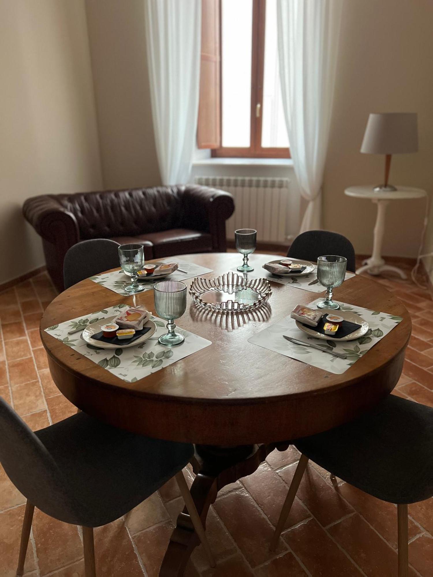Dimora Largo Silvestro Dell'Aquila- Centro Storico Villa Bagian luar foto
